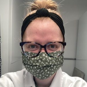 Meet your Posher, Hannah